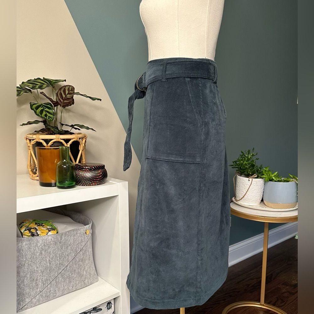 Laurèl Teal Corduroy Midi Skirt with Belt, Pockets, High Waist, Size 77 (US M/L) - Picture 3 of 10